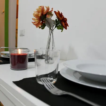 Nest For Two Three Min From Duomo *