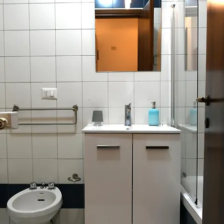 Nest For Two Three Min From Duomo